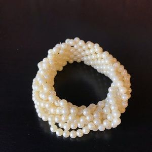 ZENZII PEARL BRACELET